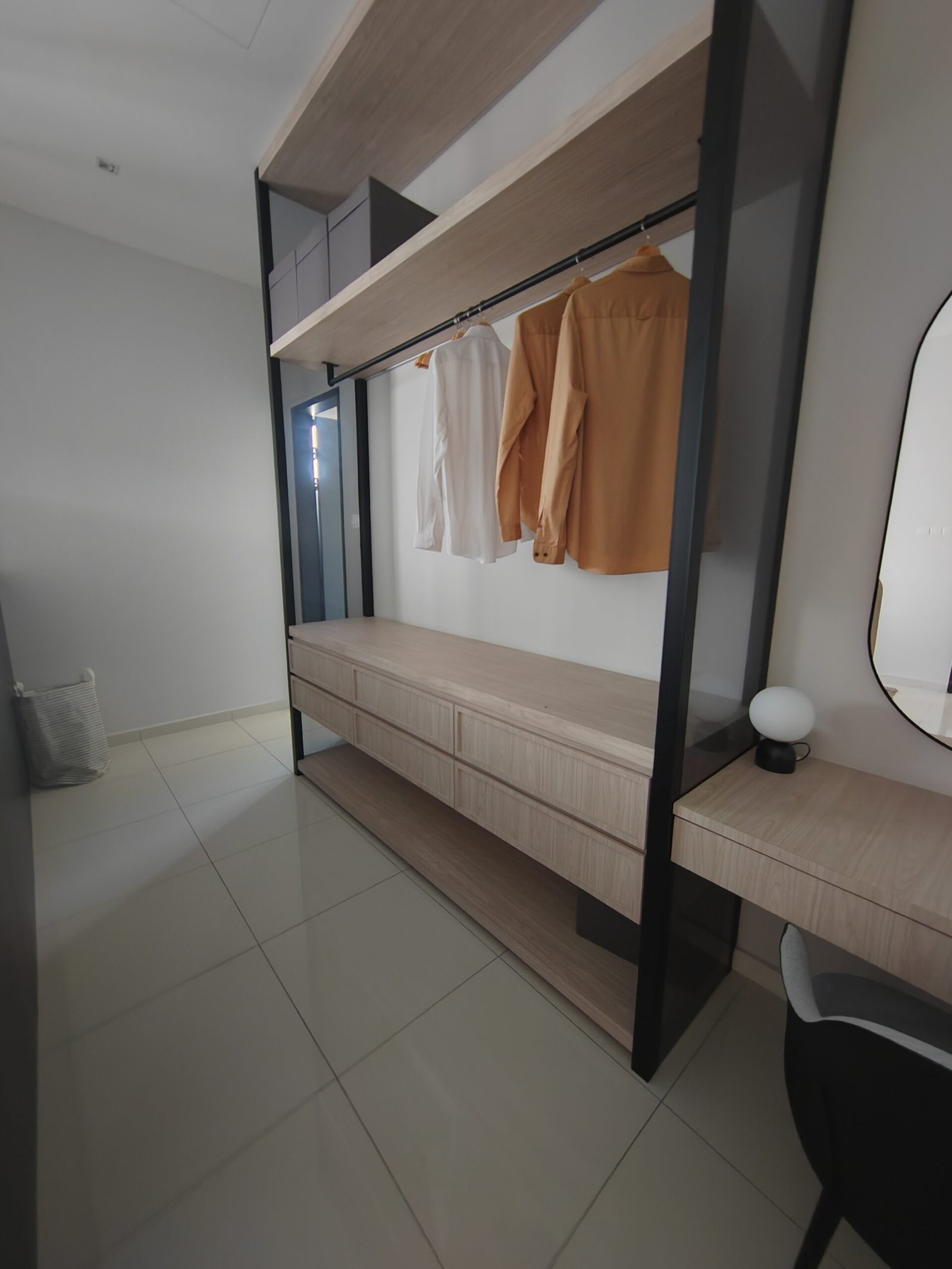 10._2nd_room_