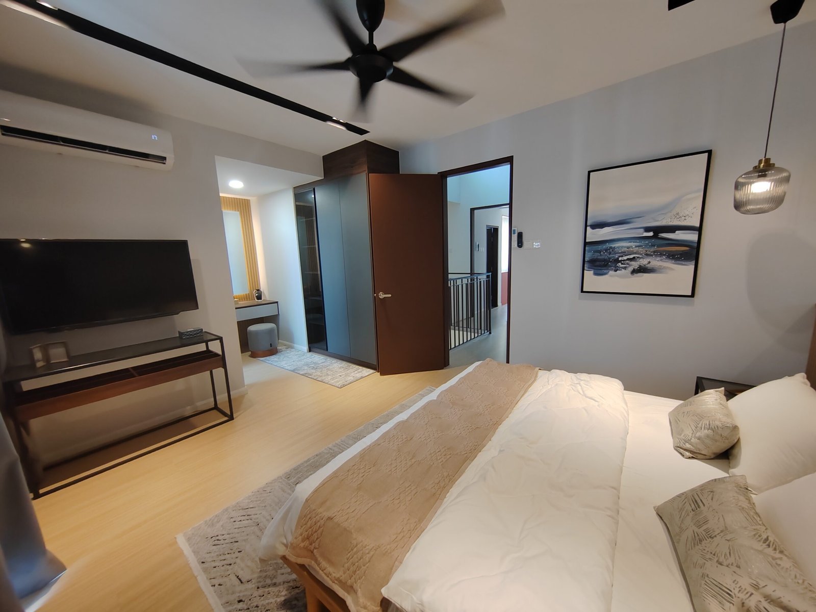 8. Master room