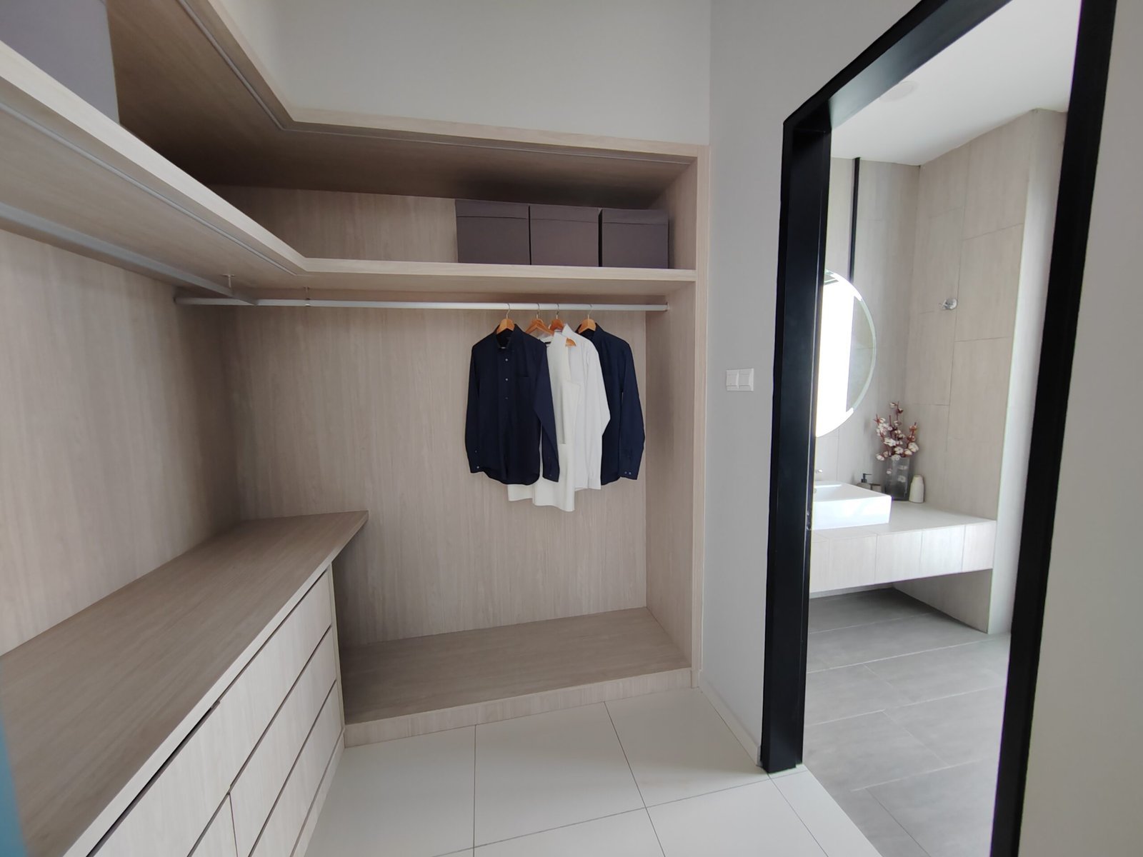 8._Master_wardrobe_