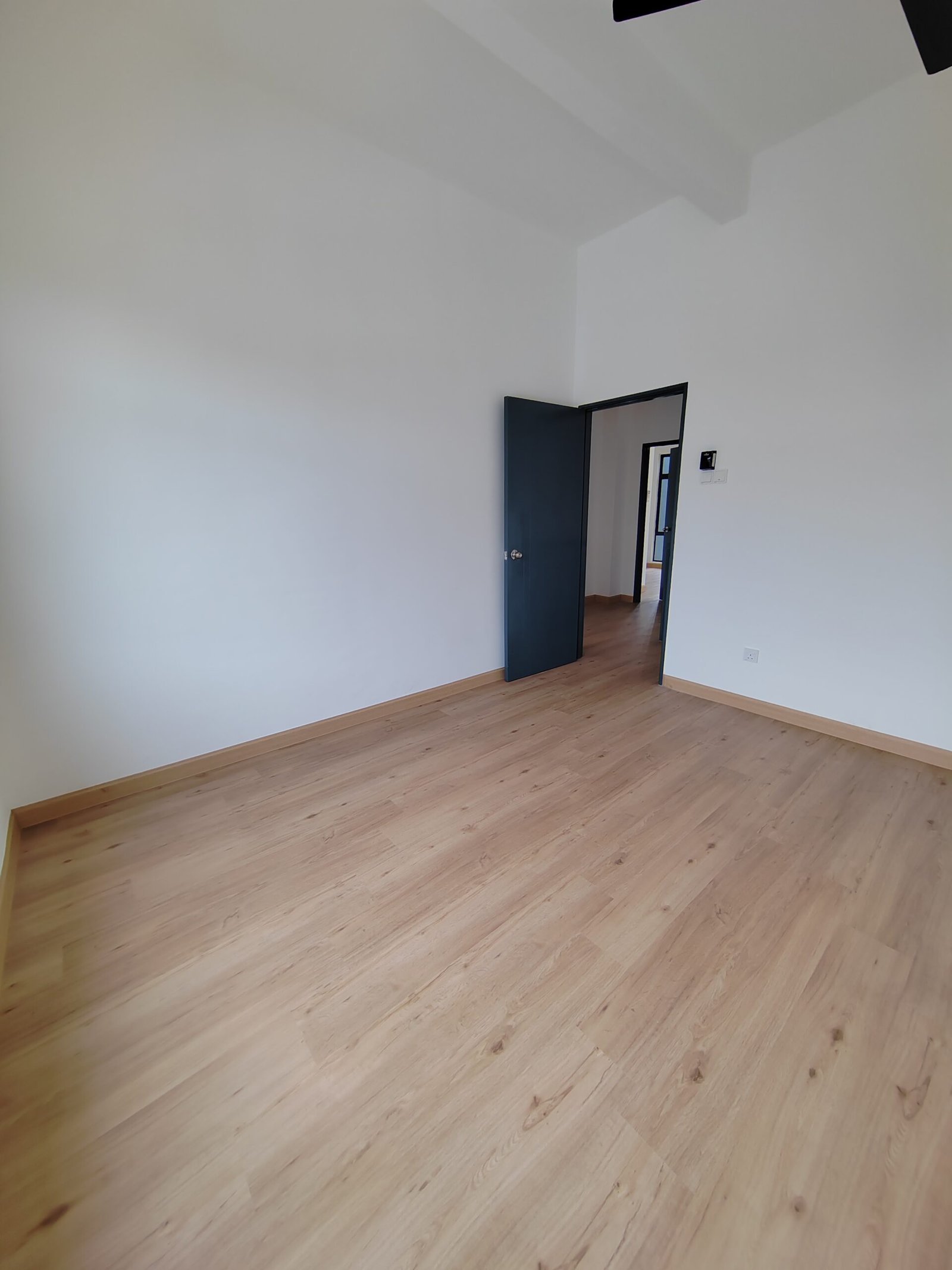Bedroom_3_reserve_view