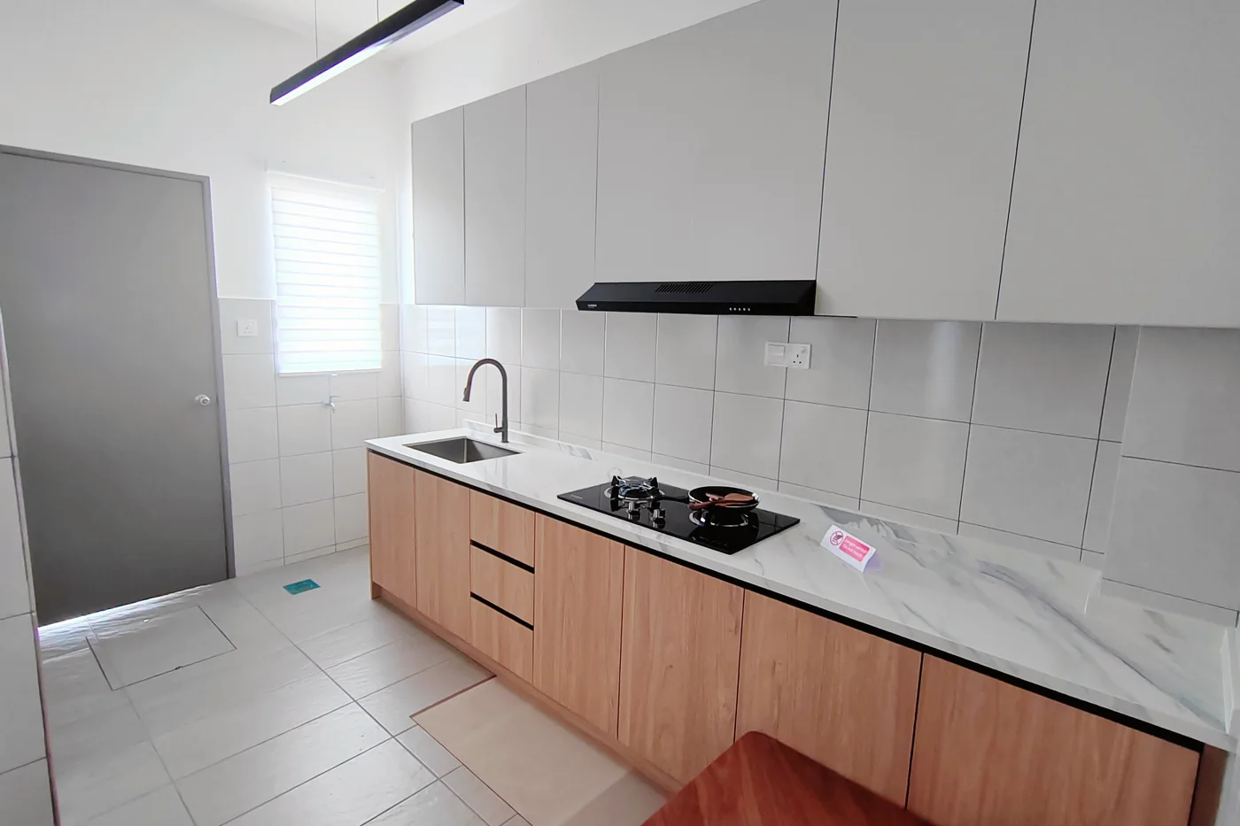Dapur show unit Ruby 4